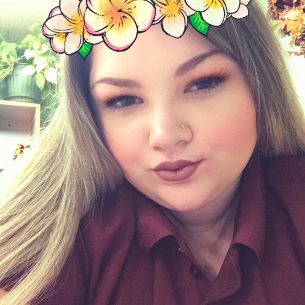 Meet your Posher, Hannah